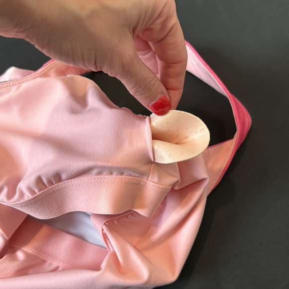 Fabletics Lydia Built-In Bra Tank Ombre Leopard Size XS NWT - Picture 5 of 5